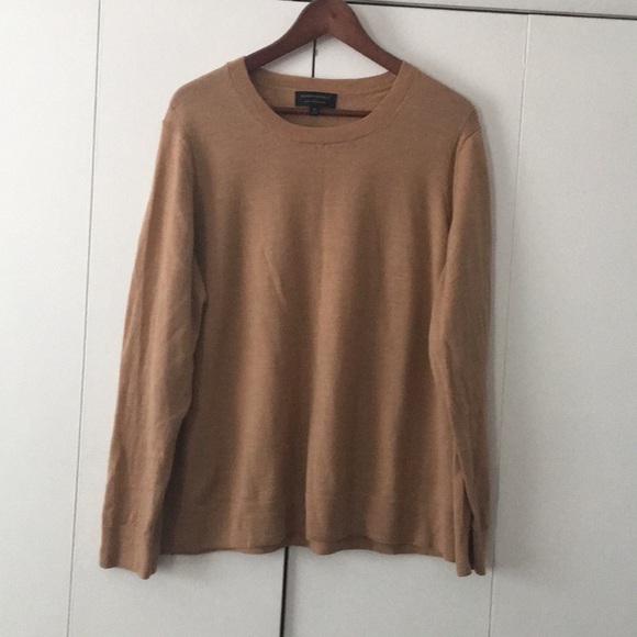 Banana Republic Sweaters - Banana Rebublic Merino Wool pull on sweater